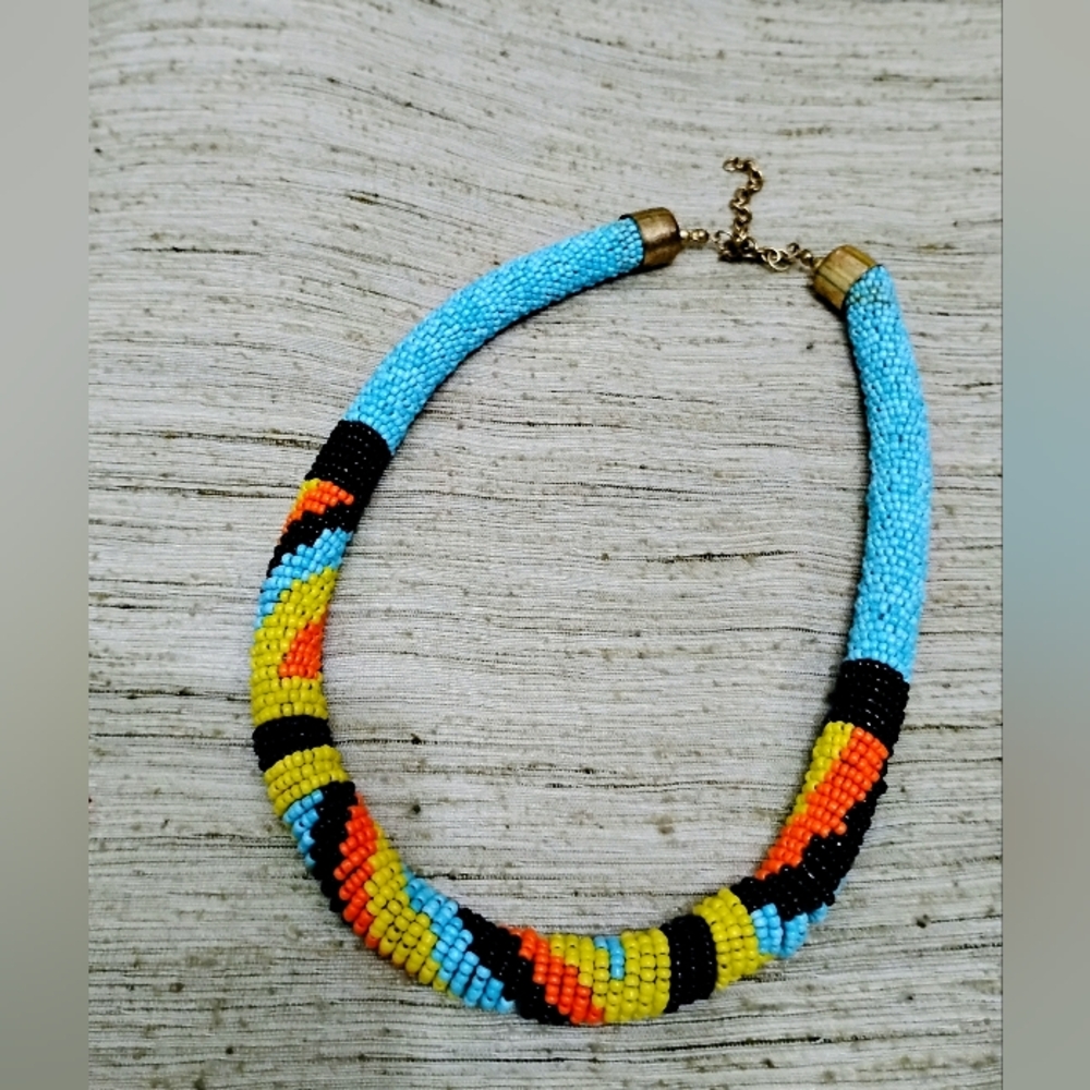 Multicolor Seed Beaded Necklace